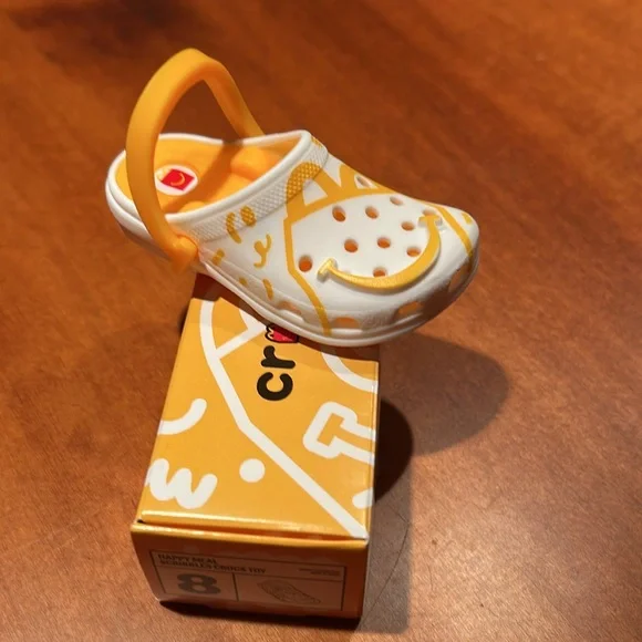 NIB McDonalds Happy Meal Scribbles Crocs toy number 8 Smoke free pet free home - Picture 2 of 6